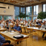Die Anwesenden stimmten allen Anträgen einstimmig zu.